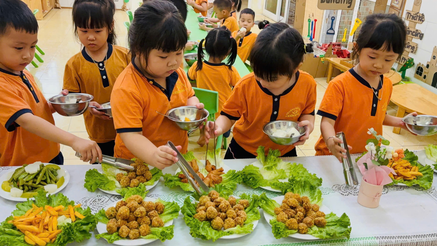 TIỆC BUFFET- YEAR END PARTY