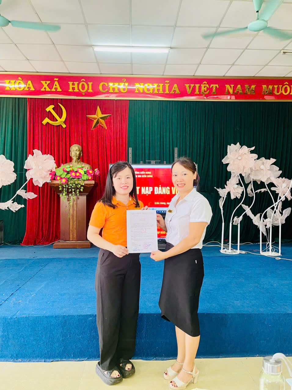 z6691204982118 176c8da8e8c5a0cc52eccf6c49ca3e58