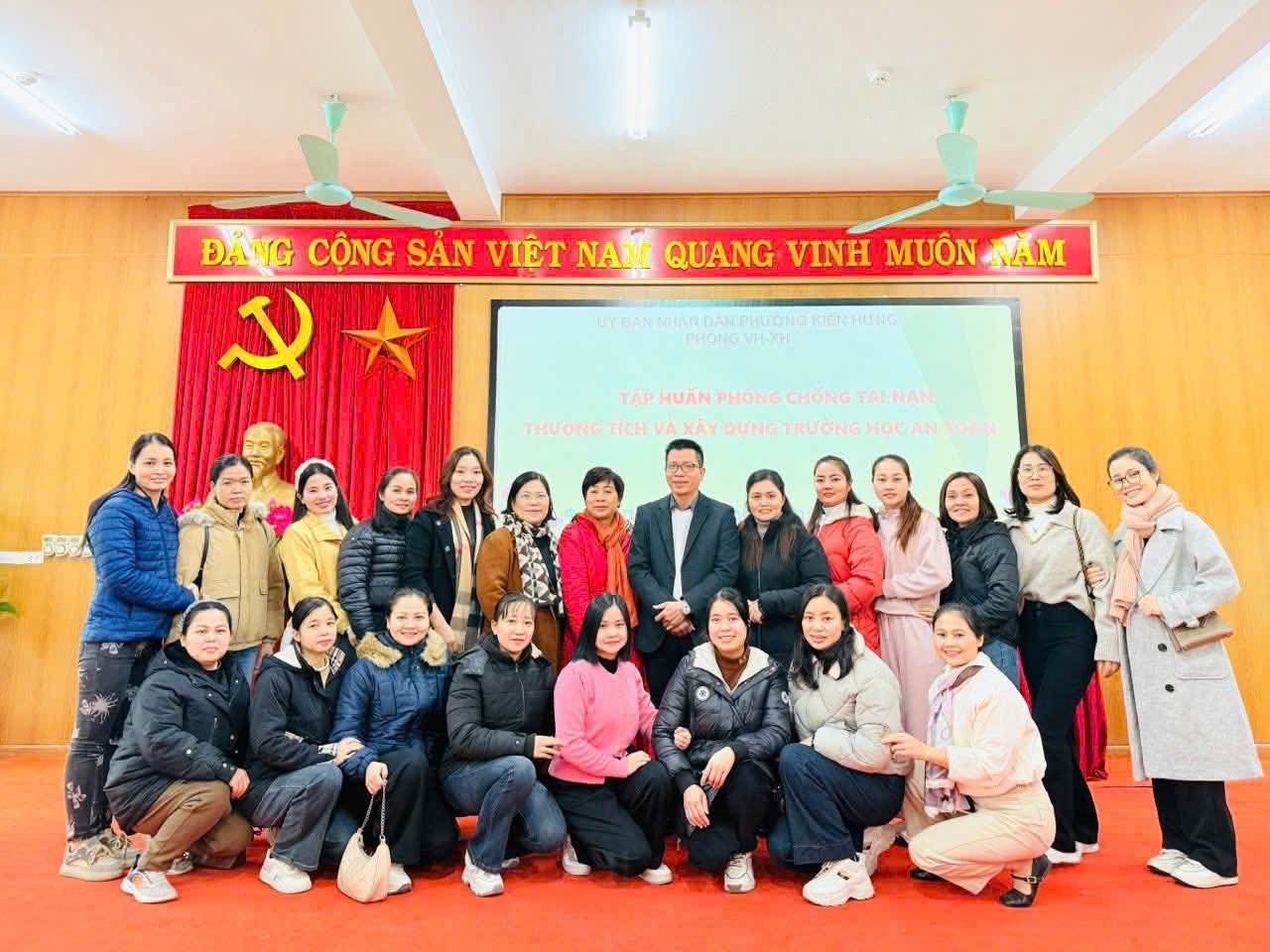 TẬP HUẤN PHÒNG, CHỐNG TAI NẠN THƯƠNG TÍCH – CHUNG TAY XÂY DỰNG TRƯỜNG HỌC AN TOÀN CHO TRẺ MẦM NON